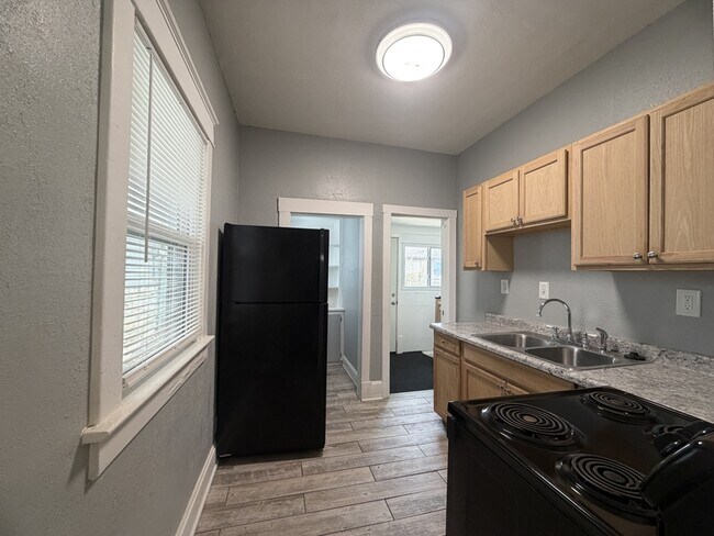 Building Photo - 2512 North 12th Street