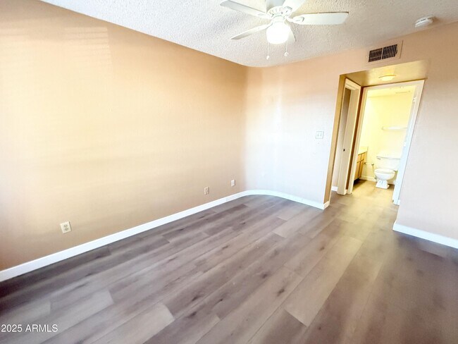 Building Photo - 3601 W Tierra Buena Ln