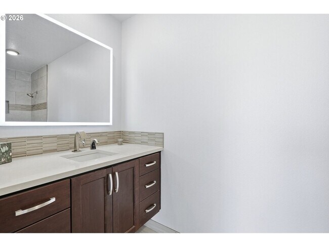 Building Photo - One-of-a-Kind 5BR Home with Floor-to-Ceiling Windows, Wraparound Decks & Breathtaking Treeline Views