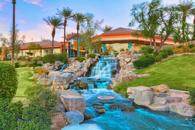 Building Photo - 78804 Platinum Dr
