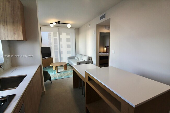 Building Photo - 698 NE 1st Ave