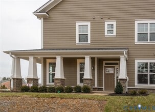 Building Photo - 5411 Hickory Ann Dr