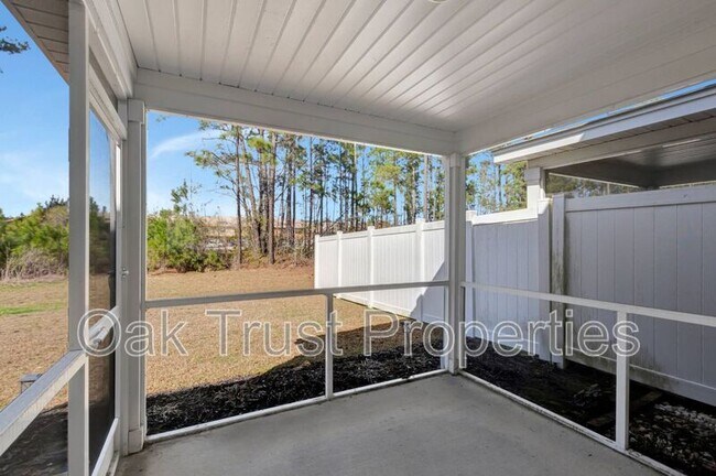 Building Photo - 703 Hilchot Dr