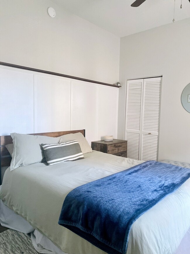 Building Photo - 7 N Robinson St