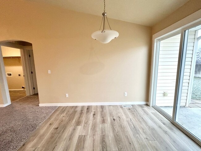 Building Photo - 4 Bedroom Nampa Home In Great Location!