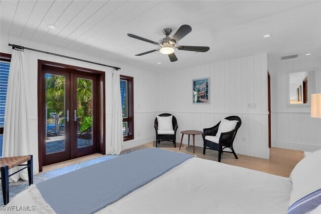 Building Photo - 795 18th Ave S