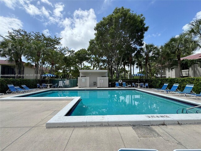 Building Photo - 16215 Saddle Club Rd