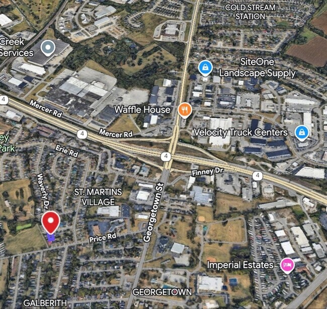 Building Photo - 3 Bedroom!