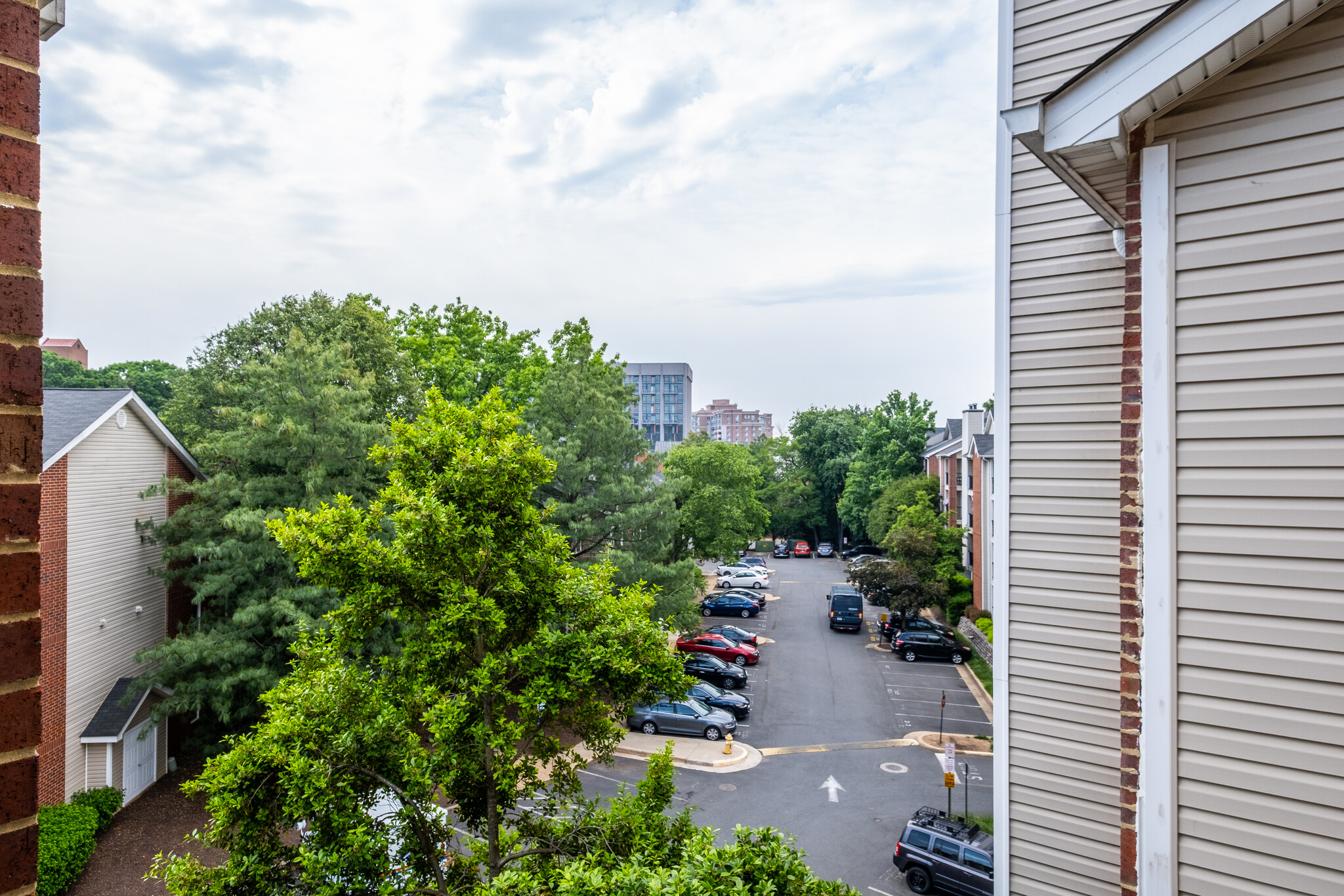 View from balcony. Right. - 3313 Wyndham Cir