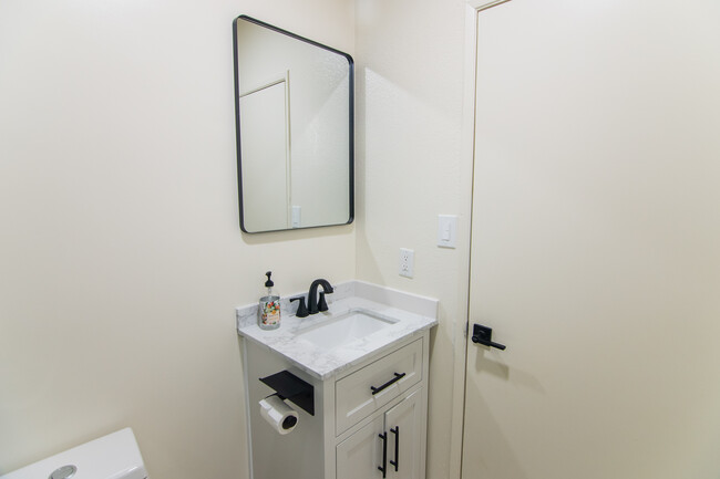 Bathroom 1 - 14700 Friar St