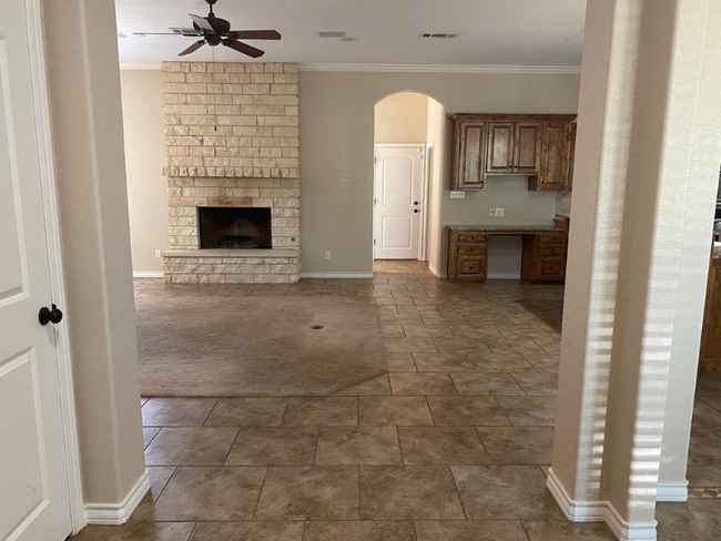 Building Photo - 4905 Woodhollow Dr