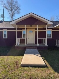 Building Photo - 641 Milligan St