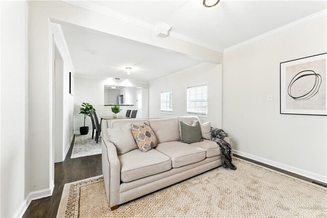 Building Photo - 1411 Mercer Ave