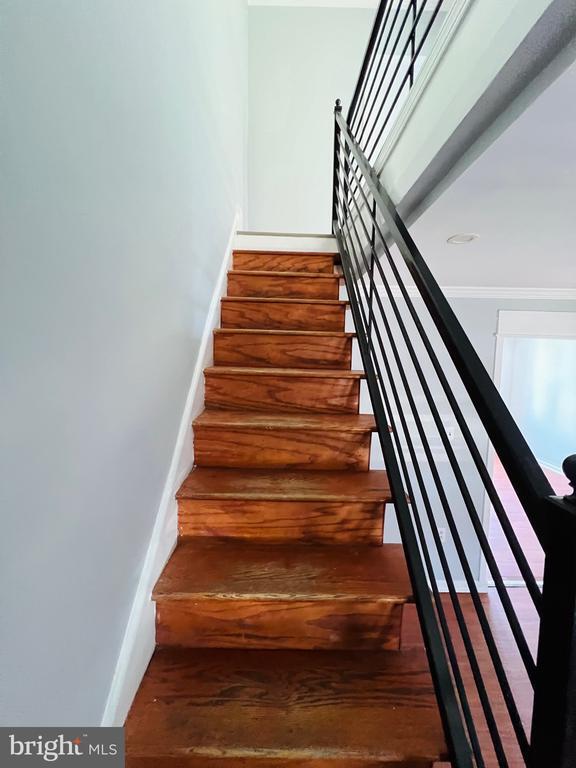 Building Photo - 1609 S 28th St