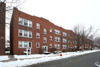 Building Photo - 15-17 Dorothy St / Dorothy Apartments LLC