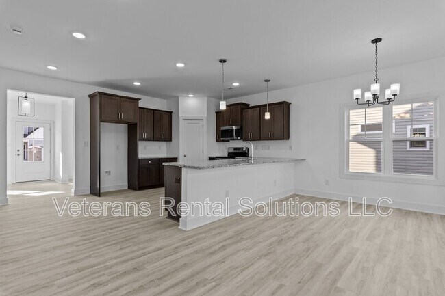 Building Photo - 136 Bourbon St