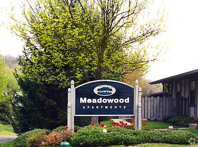 Primary Photo - Meadowood Apartments