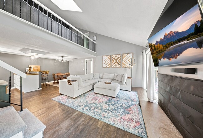 Building Photo - 2133 Tamarin Trail