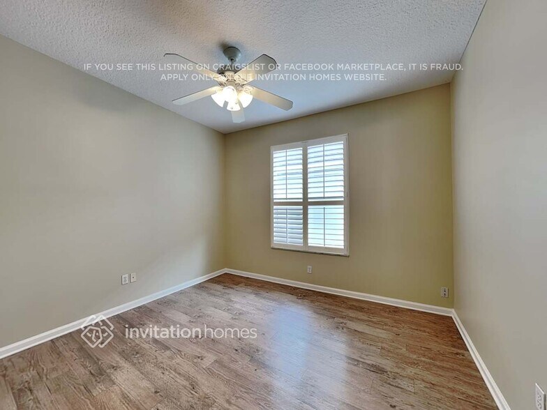 Building Photo - 384 Misty Oaks Run