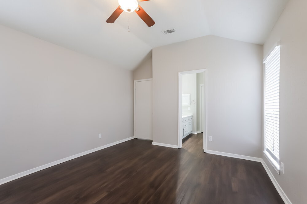 Building Photo - 19411 Winding Branch Dr