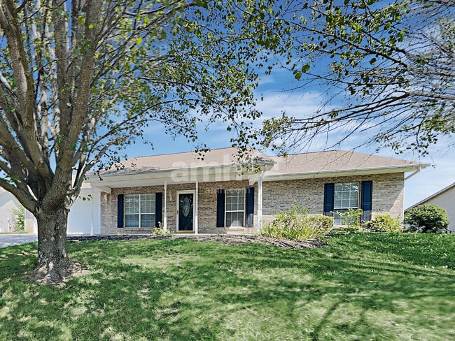 Building Photo - 2114 Post Oak Ln