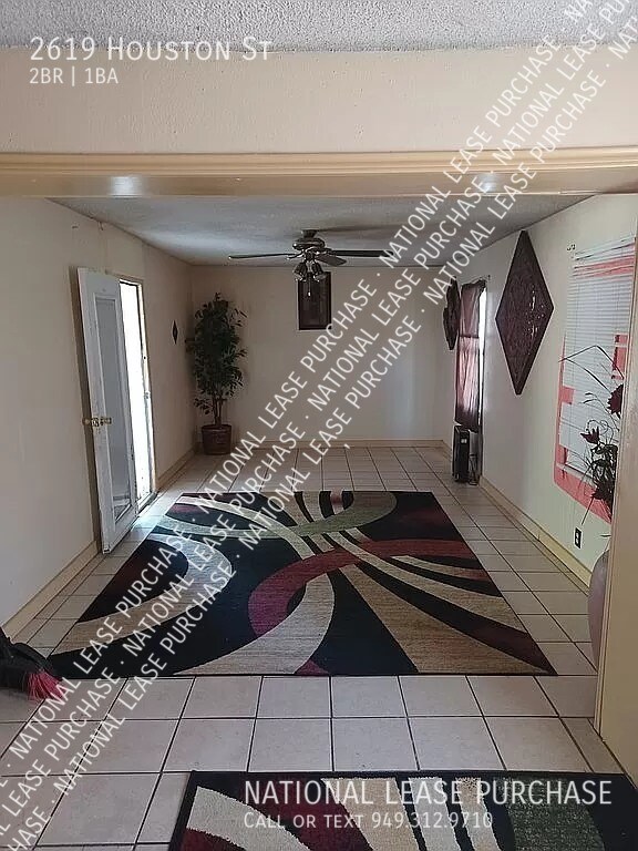 Building Photo - Rent to Own Home with $5500 Down - No Bank...