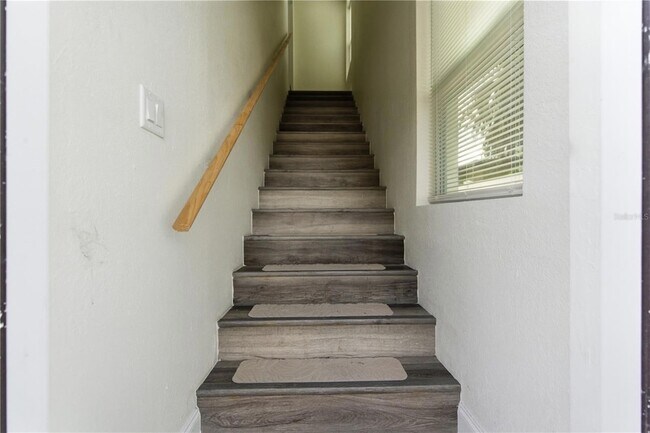 Building Photo - 1901 31st St S