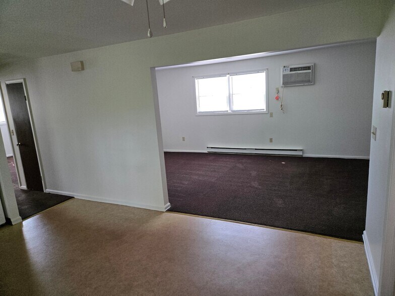 Building Photo - 1341 E Highland Ave