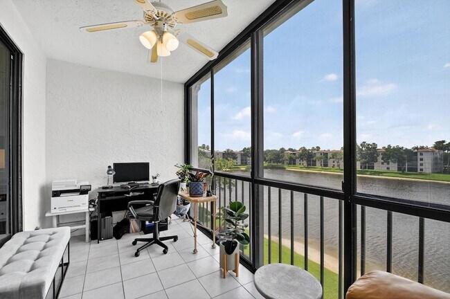 Building Photo - 6193 Pointe Regal Cir