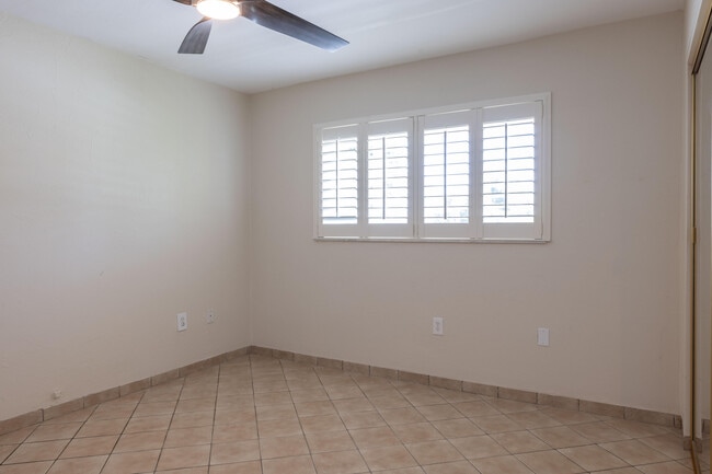 Building Photo - 660 11th St