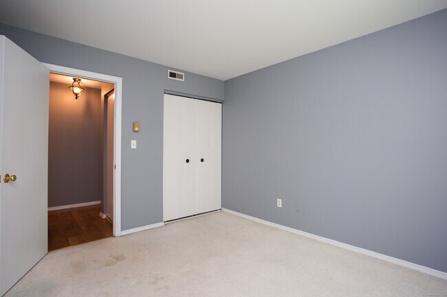 Building Photo - 146 Candlewood Dr