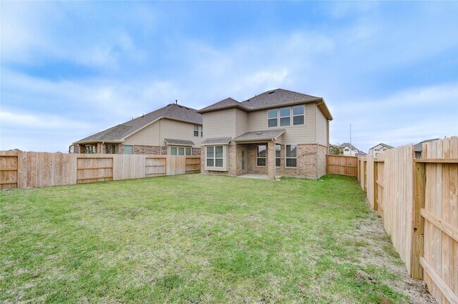 Building Photo - 812 Laguna Grn Ln