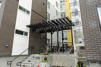 Building Photo - Eastlake Flats