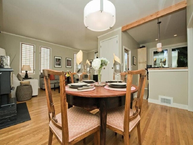 Building Photo - 1 Telegraph Hill Blvd