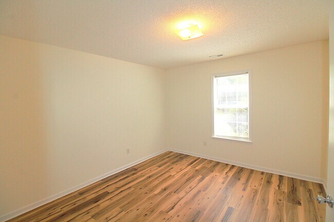 Building Photo - (Coming Soon) 3 Bedroom Home in Monroe!