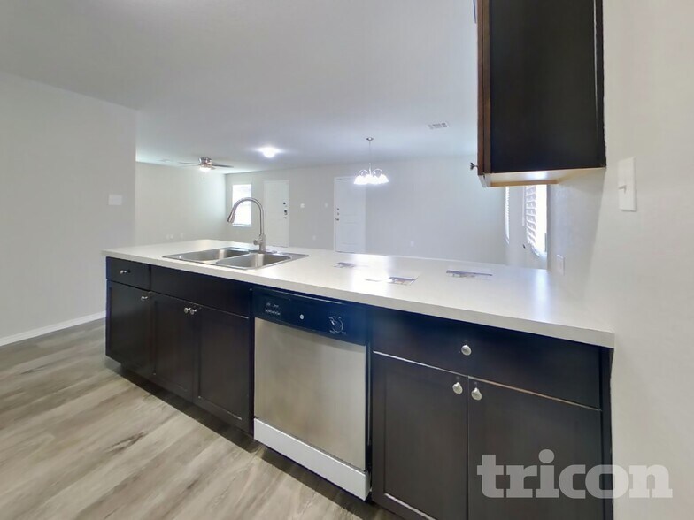 Building Photo - 8511 Amistad Cove