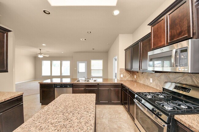 Building Photo - 3003 Emily Vista Ln