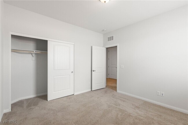 Building Photo - 5704 Steinbeck Vly St