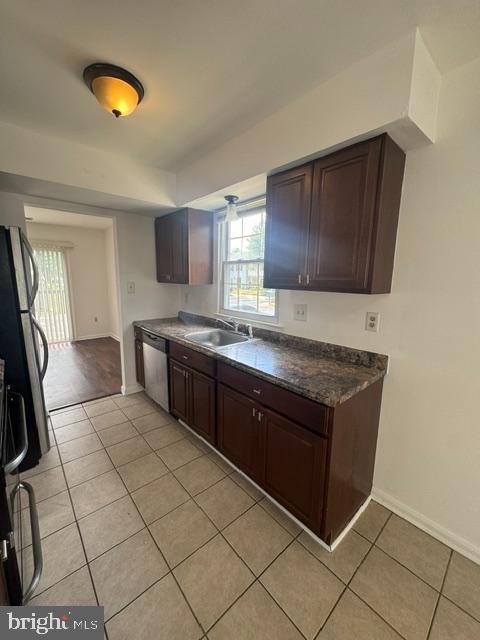 Building Photo - 551 Short Curve Rd