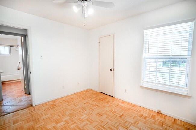 Building Photo - 3611 Cookstown Dr