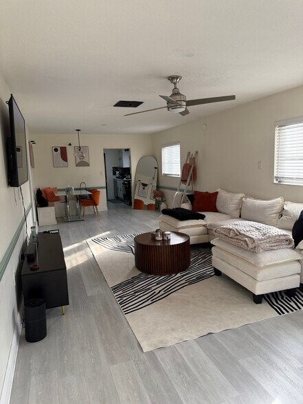 Living Room - 5865 37th Ave N