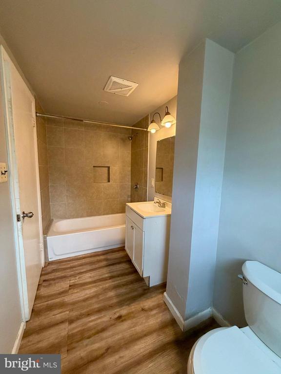 Building Photo - 309 Missouri Ave