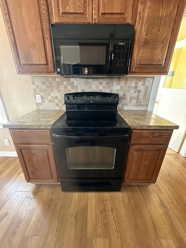 Building Photo - 2800 Watson St