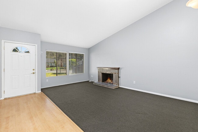 Building Photo - 1471 Autumn Woods Pl