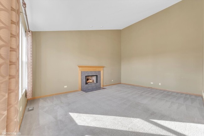 Building Photo - 24525 Champion Dr