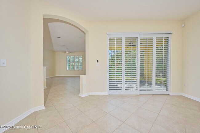 Building Photo - 9086 107th Ct