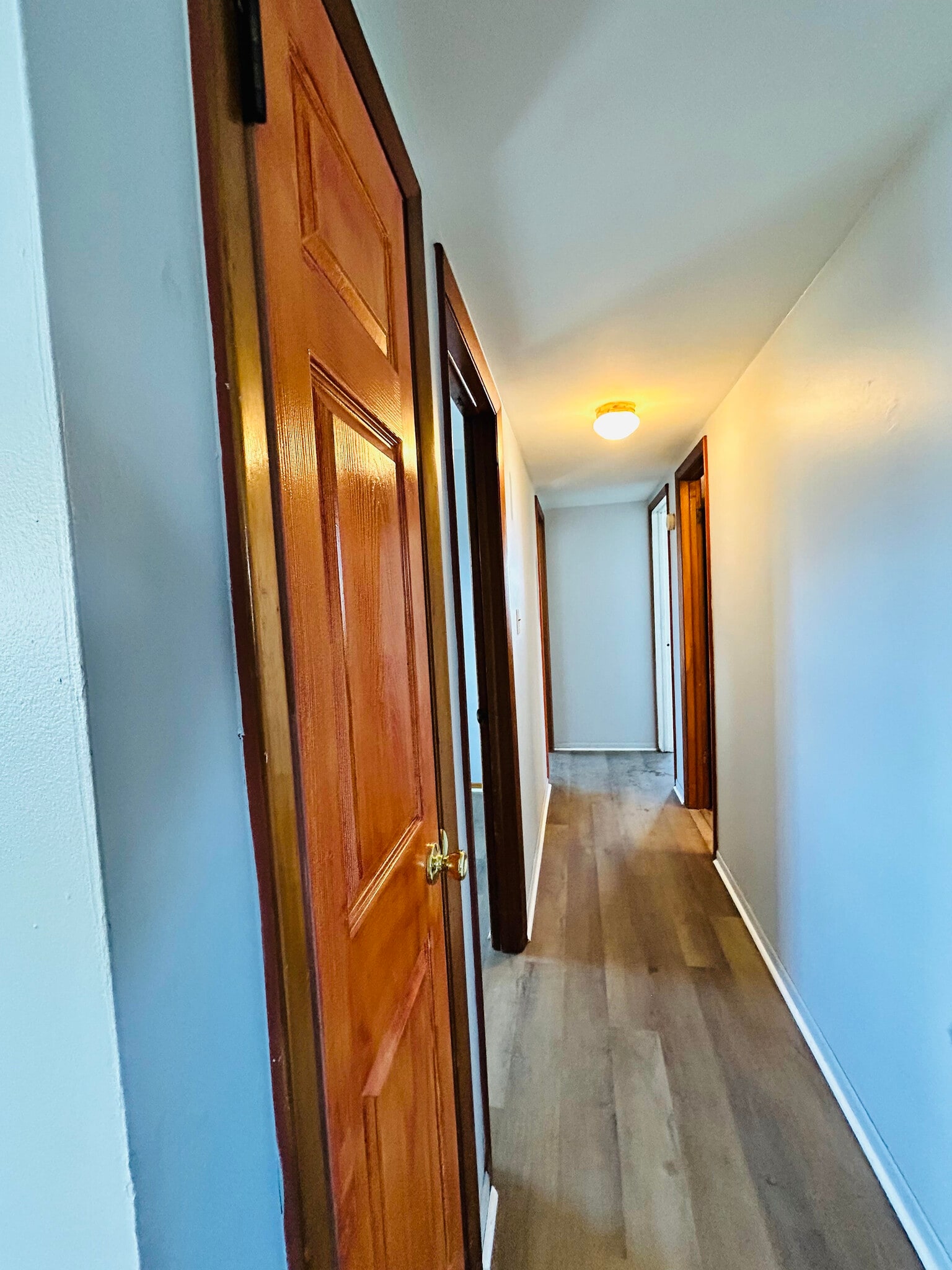 Long hallway - 3112 S Chippewa Ln