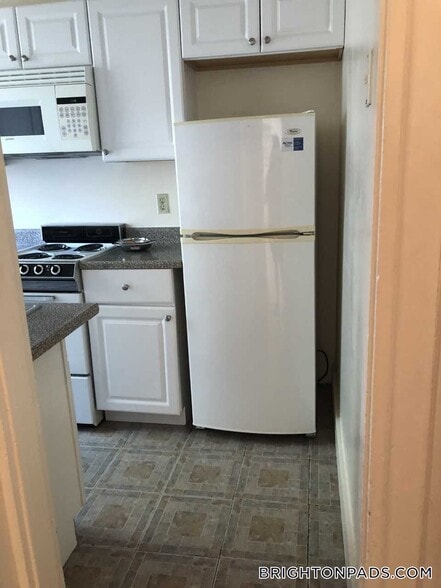 Building Photo - 15 Colborne Rd