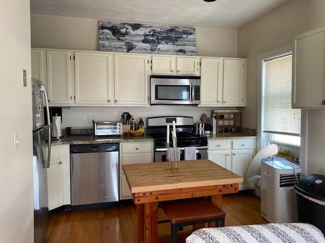 Building Photo - 43 Belmont St