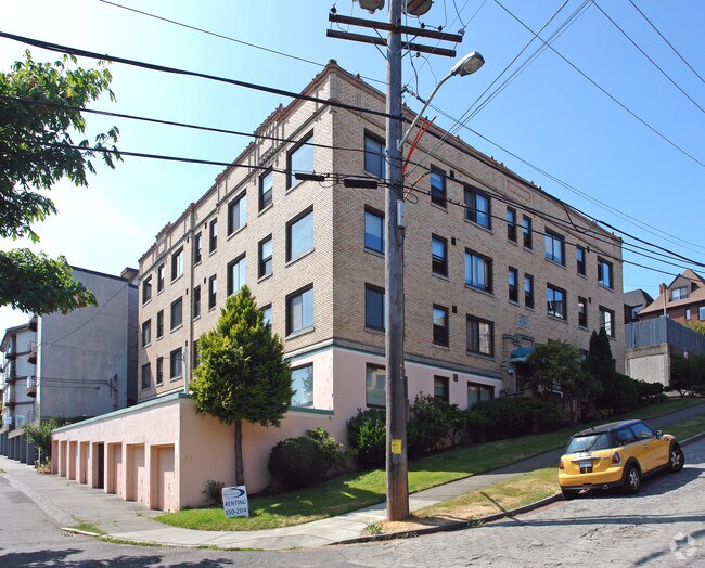 Building Photo - Warren Cliff Apartments